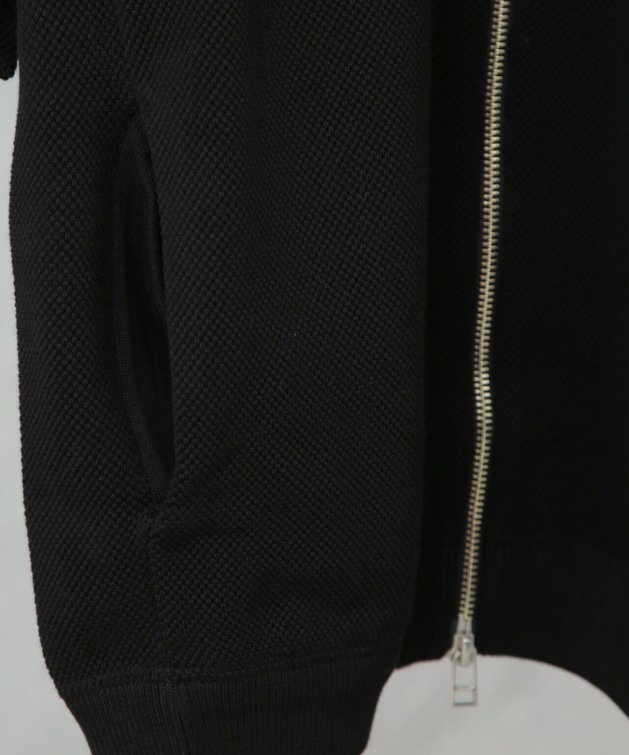 crepuscule/別注 S/S V NECK ZIP CARDIGAN